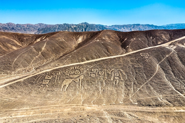 Vista aérea de los geoglifos de Palpa en Perú