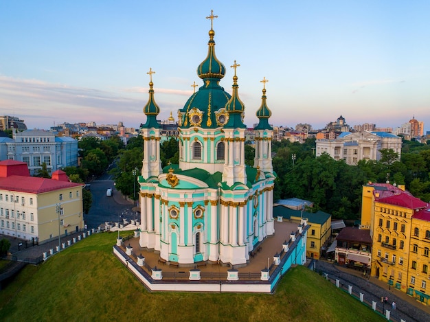 Vista aérea de la iglesia de St Andrews Kiev Ucrania