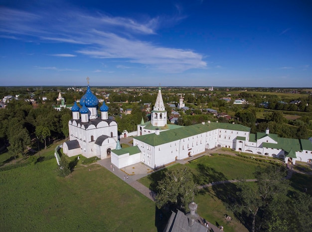 Vista aérea del kremlin en Suzdal Rusia