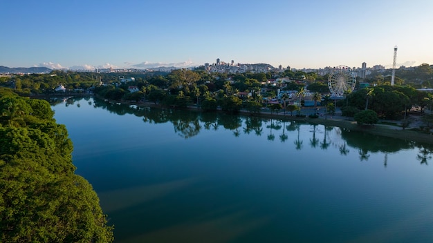 Vista aérea de la Lagoa da Pampulha en Minas Gerais Belo Horizonte