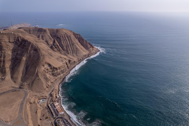 Vista aérea del malecón de Chorrillos en Lima Perú