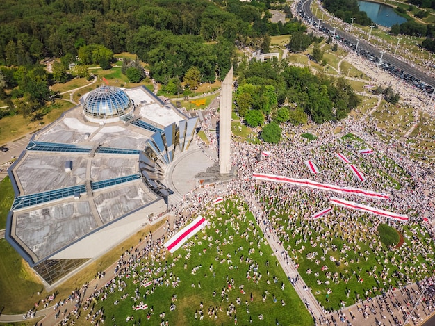 Vista aérea de las mayores protestas en la historia de Bielorrusia Elecciones en Minsk Bielorrusia