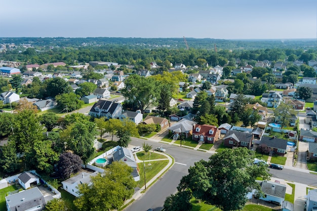 Vista aérea del moderno distrito residencial en American Town, barrio residencial en Sayreville NJ