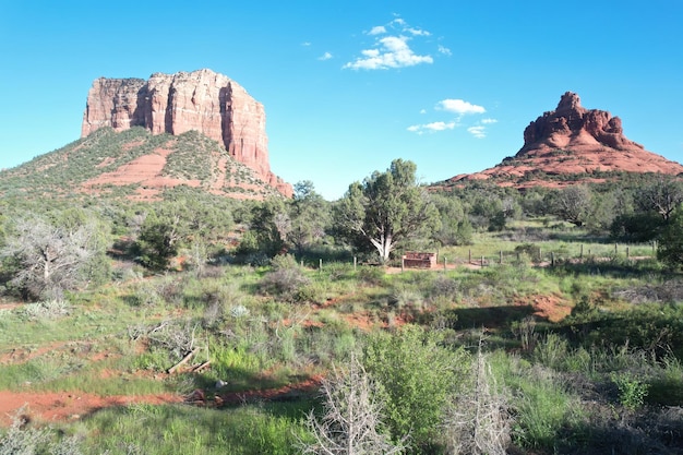 Vista aérea de las montañas en Sedona