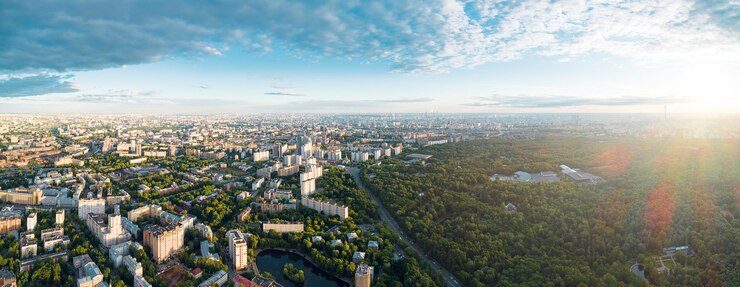Vista aérea de Moscú sobre el distrito de Sokolniki