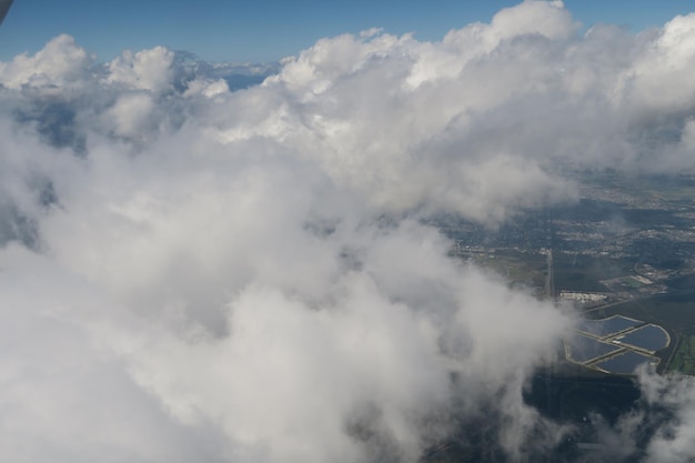 Foto vista aérea de las nubes en el cielo