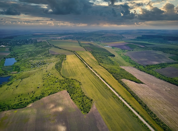 Vista aérea sobre los campos.