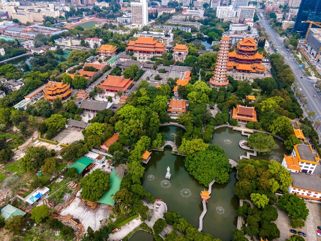 Foto vista aérea de los templos religiosos en fuzhou, china