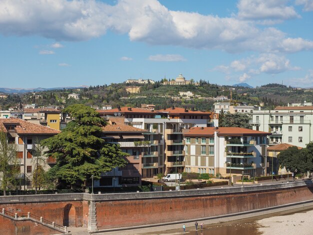 Foto vista aérea de verona