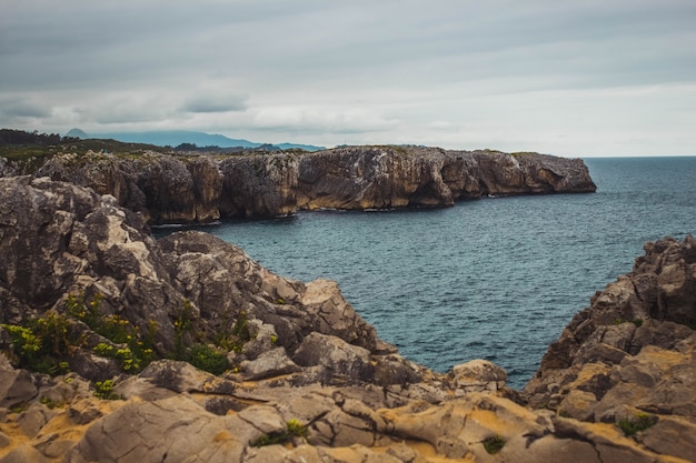 Vista al mar desde los acantilados de Asturias