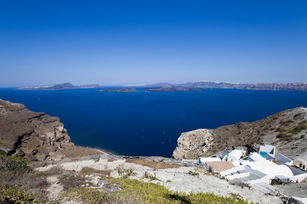 Vista al mar Egeo desde la isla de Santorini Grecia