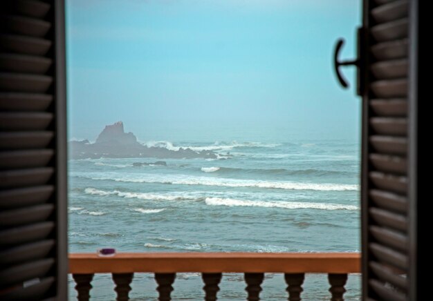 Una vista al océano Atlántico en Marruecos