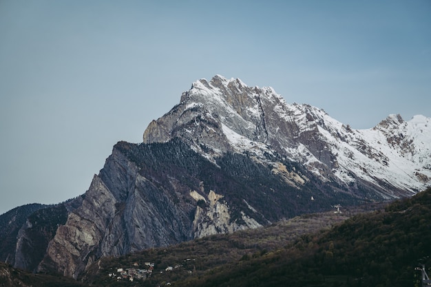 Vista de los Alpes a lo largo de la frontera francesa