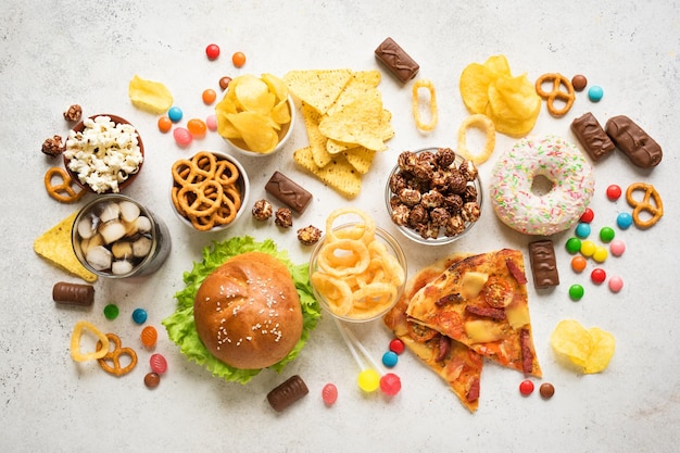 Foto vista de alto ángulo de los alimentos en la mesa