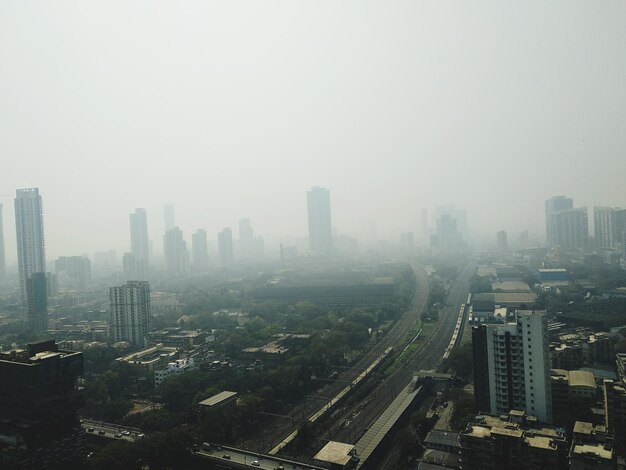 Foto vista de alto ángulo del paisaje urbano contra el cielo