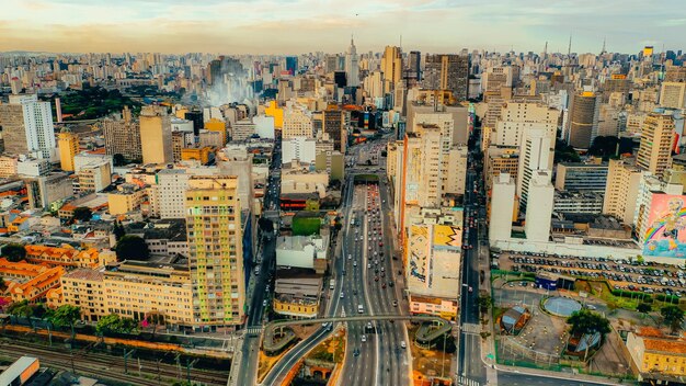 Foto vista de alto ángulo del paisaje urbano