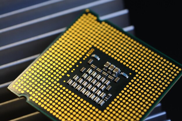 Vista de ángulo alto del chip de la computadora