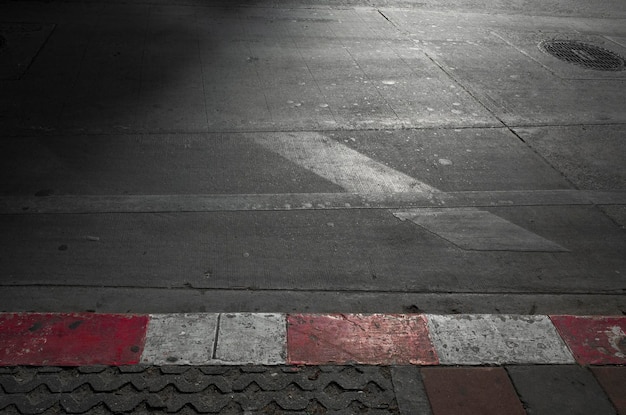 Foto vista de ángulo alto del cruce de cebras en la calle