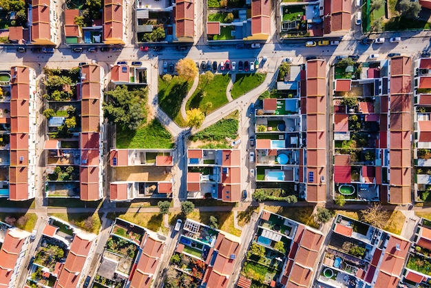 Vista en ángulo alto de los edificios residenciales