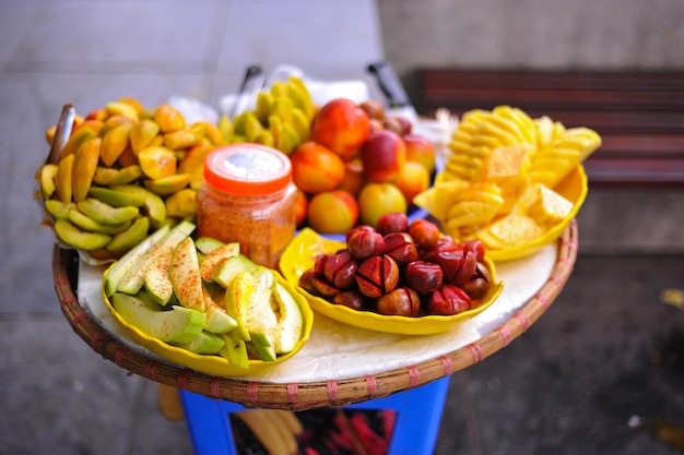 Foto vista en ángulo alto de las frutas en la mesa