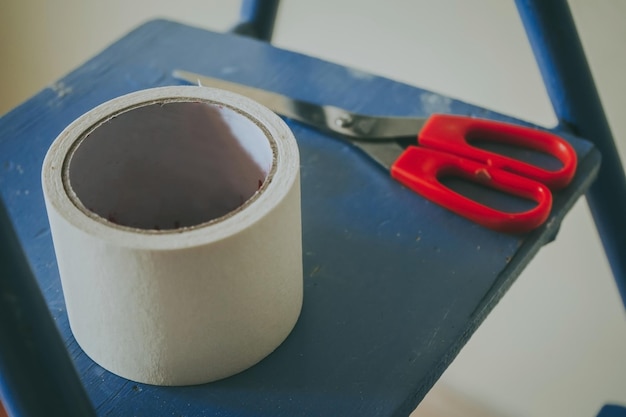 Foto vista de ángulo alto de la taza de café en la mesa