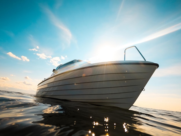 Vista de ángulo bajo de un barco en el mar contra el cielo