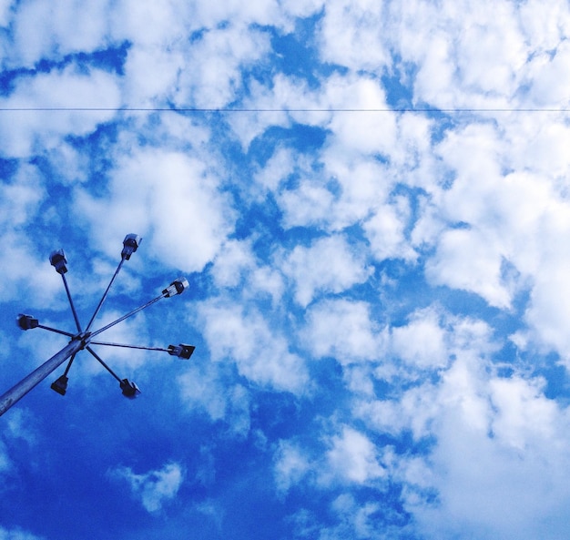 Foto vista de ángulo bajo de un cielo nublado