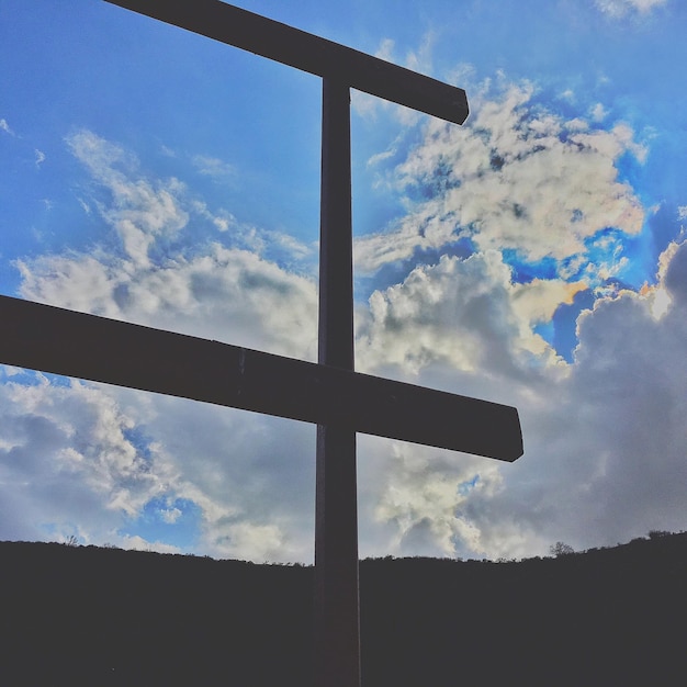 Foto vista de ángulo bajo del cielo nublado