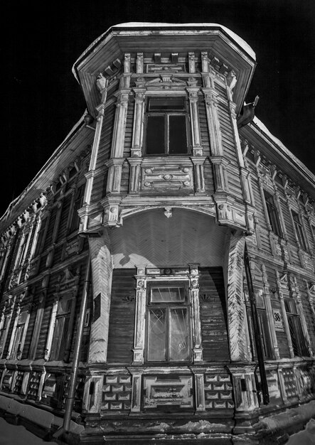 Foto vista desde un ángulo bajo del edificio antiguo