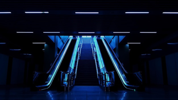 Foto vista en bajo ángulo de la escalera mecánica en la estación de metro