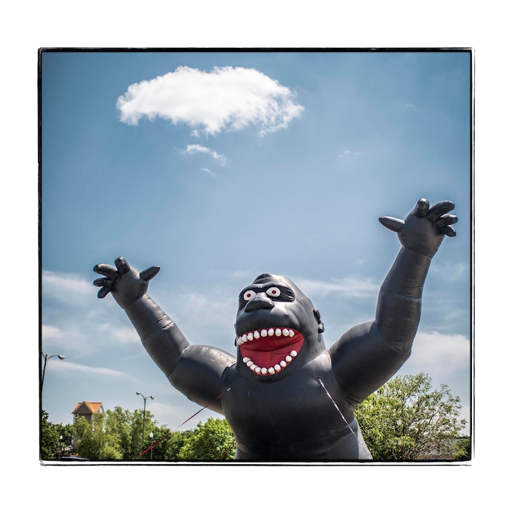 Foto vista en bajo ángulo de la estatua contra el cielo