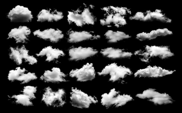 Vista de ángulo bajo de nubes en el cielo