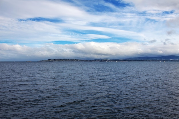 La vista del canal de San Jorge