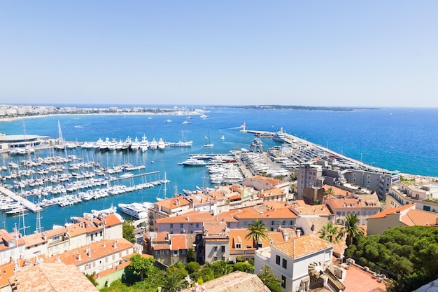 Vista de Cannes al sur de Francia