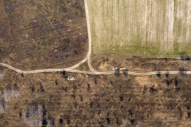 vista de la carretera rural desde arriba vista aérea