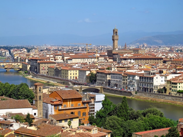 La vista de casas antiguas en Florencia Italia