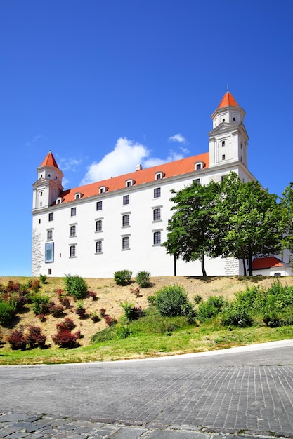 Vista del castillo de Bratislava, Eslovaquia