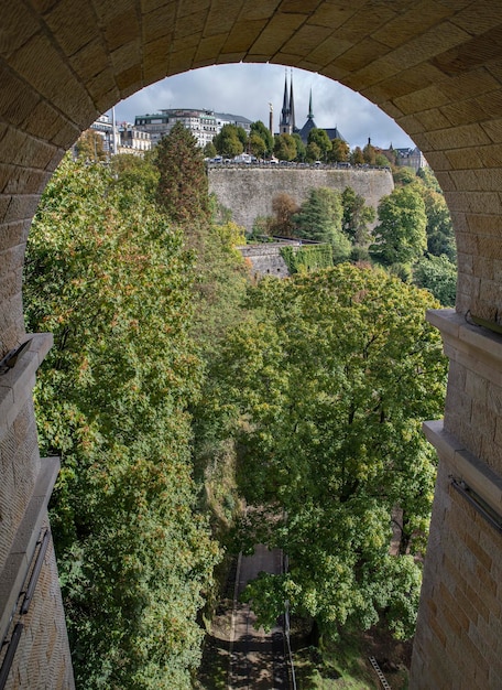 vista del castillo medieval en la ciudad de Luxemburgo