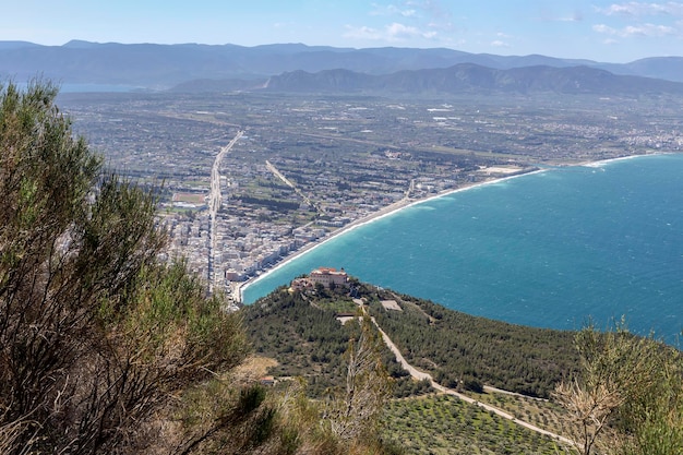 Vista de la ciudad desde una altura