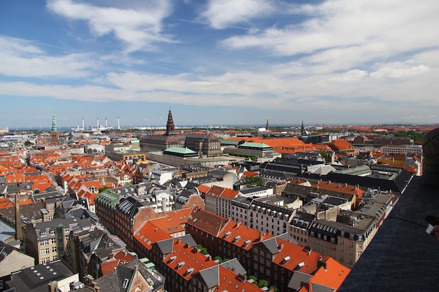 La vista de la ciudad de Copenhague Dinamarca