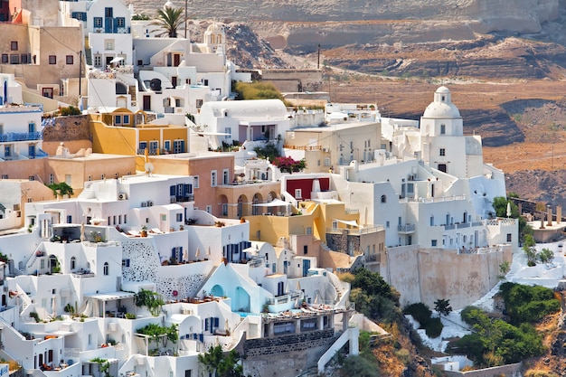 Foto la vista de la ciudad de fira, grecia, isla de santorini