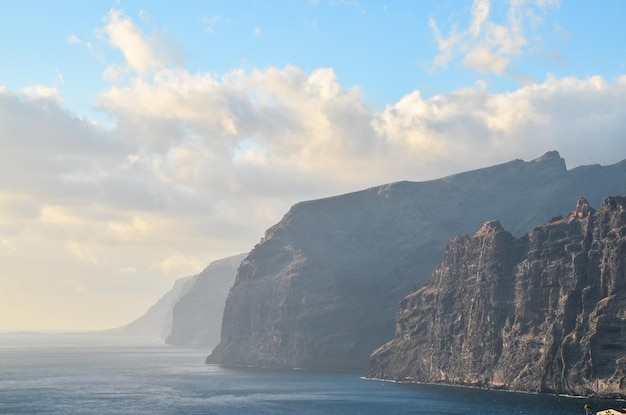 Vista de la ciudad de Los Gigantes en Tenerife Islas Canarias España