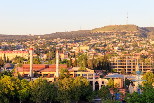 Vista de la ciudad de Tbilisi, capital de Georgia