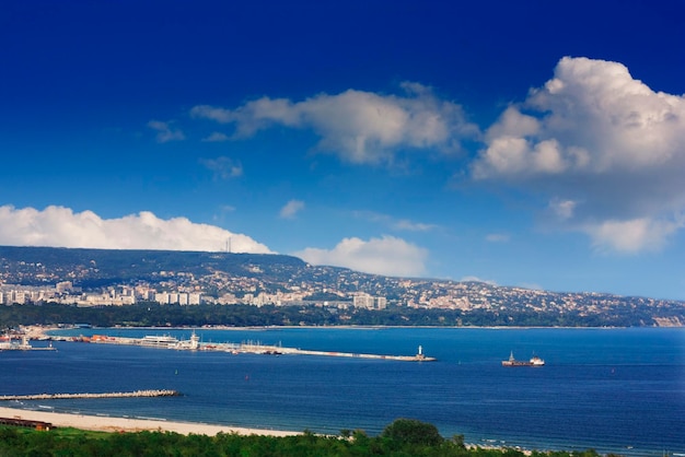 Foto vista de la ciudad de varna