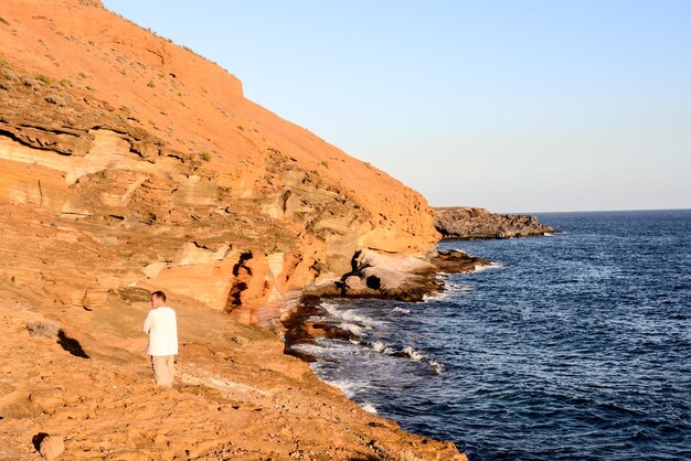 Foto vista de las costas del océano