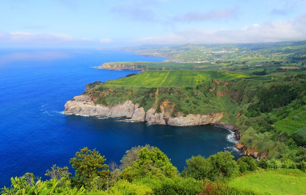 Vista costeira nos Açores, Portugal