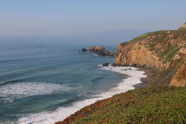 Vista costera a lo largo de la autopista 1 en Pacifica california