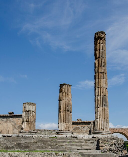 Vista da cidade das antigas ruínas de Pompeia na Itália