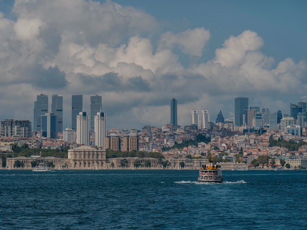 Vista da cidade de Istambul do Bósforo