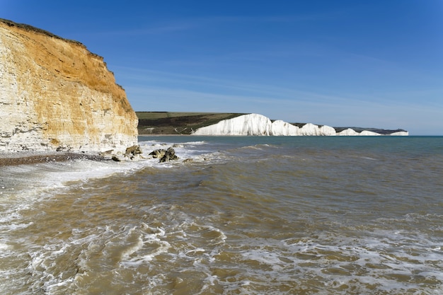 Vista da costa de Sussex de Hope Gap